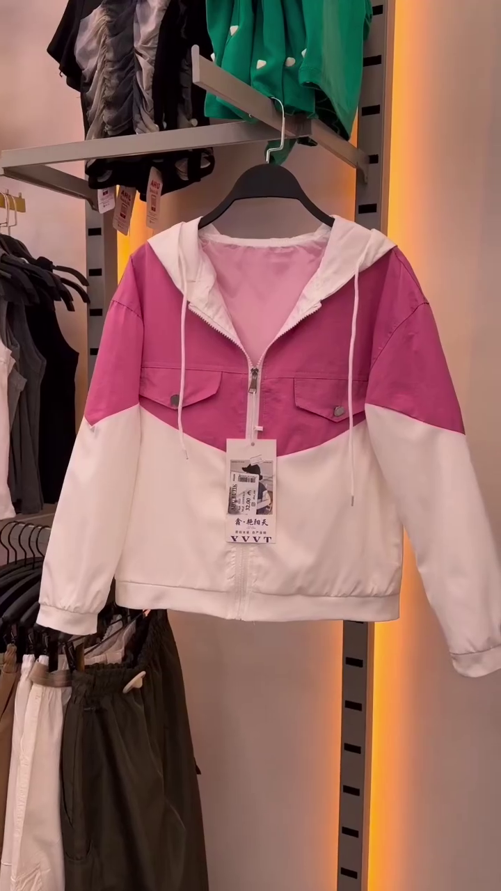 Black Denim Jacket For Women - Image 3