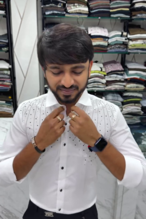 Men India Slim Fit Solid Spread Collar Party Shirt